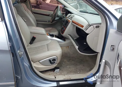 2006 Mercedes-Benz R 500 4Matic z USA, uszkodzony, nr VIN 4JGCB75E76A016294